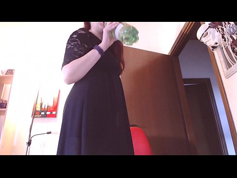 ❤️ Një skllav i nënshtruar që i pëlqejnë brekët e pista dhe të shijshme detyrohet të masturbojë pasi shikon këtë video! ☑ Video seksi në sq.tuberxxx.ru ﹏